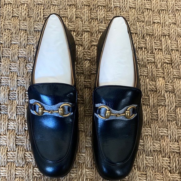 Gucci Women’s Black Leather Loafers with Horsebit